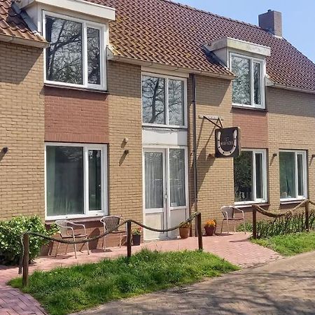 Pension Het Hoefijzer Buren  Zewnętrze zdjęcie